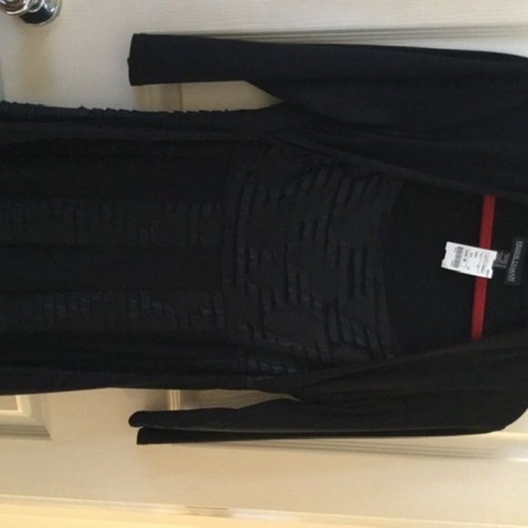 Dresses - Picture 3 of 7